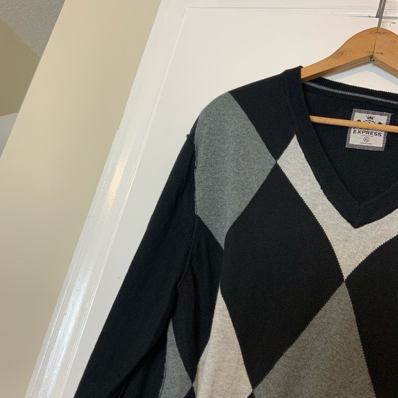 EUC Express Design Argyle Knit V-Neck Sweater Black/Gray Men’s - Picture 4 of 9